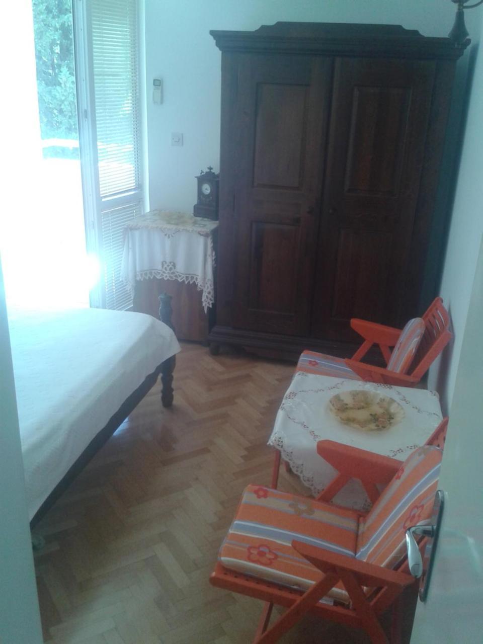Guesthouse Lautasevic Petrovac Exterior foto